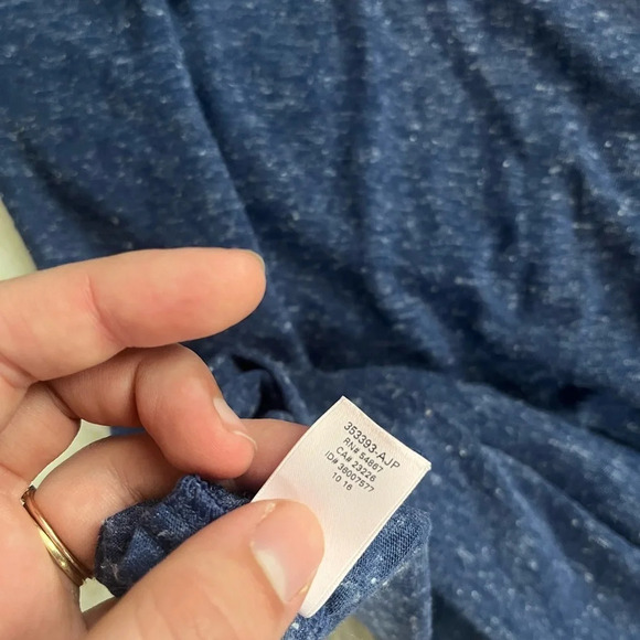 Victoria Secret PINK Blue V Neck LS He Sees You When UR Tweeting Medium - Picture 9 of 9